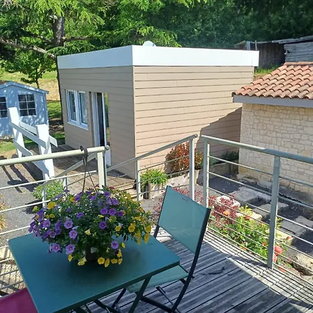 A La Campagne Sainte-Colombe-en-Bruilhois